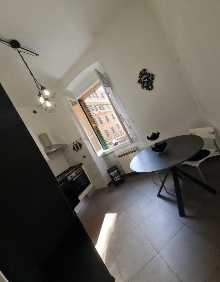 Ampio Con 2 Posti Auto E Cortile Apartment *