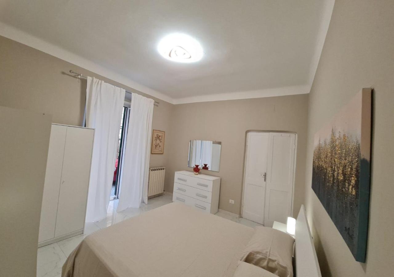 Apartment Ampio Con 2 Posti Auto E Cortile